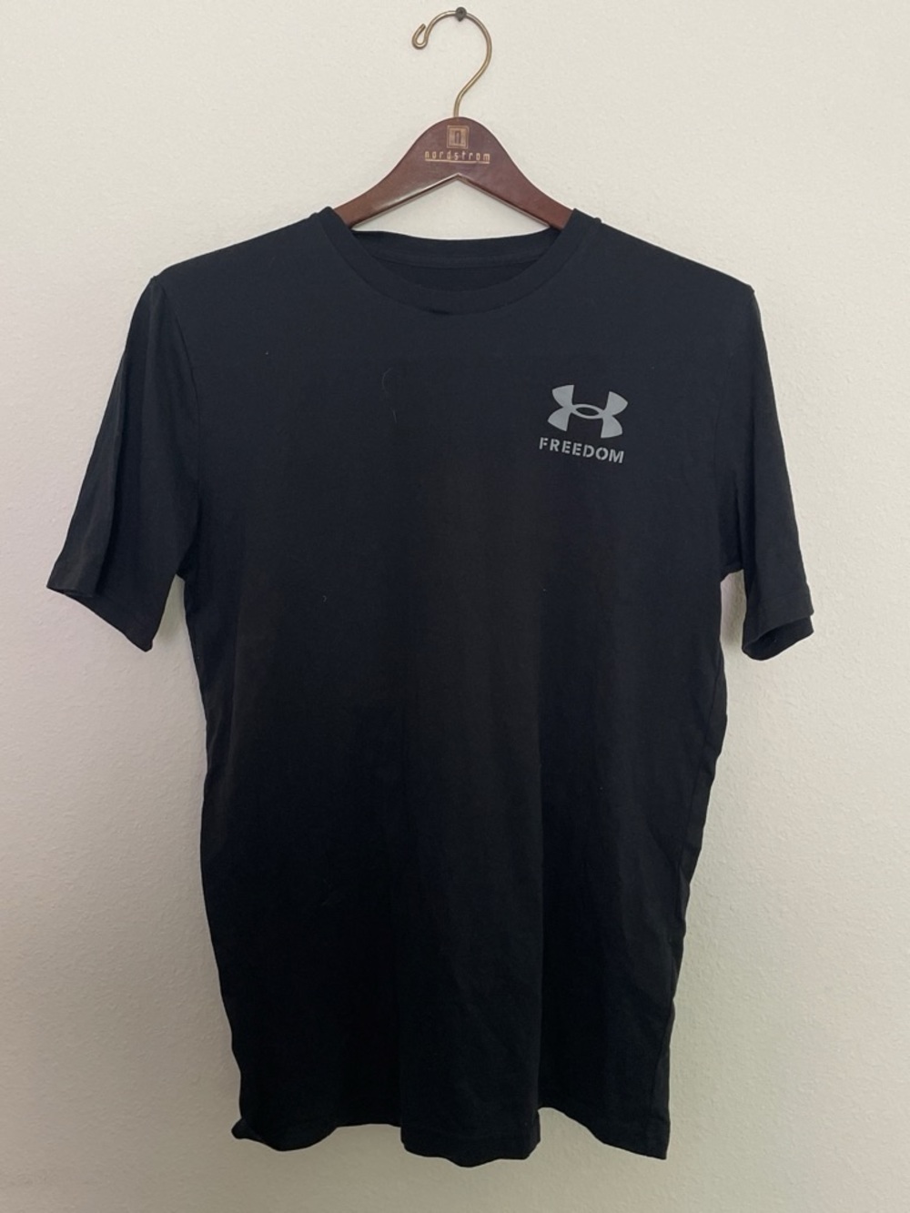 Under Armour Black 'Freedom' Short-Sleeve Graphic Tee